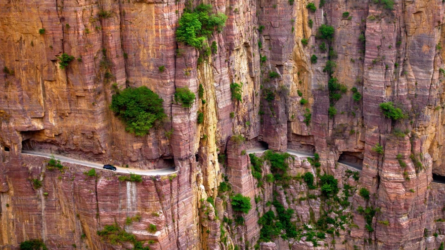 中国河南 、太行山郭亮隧道