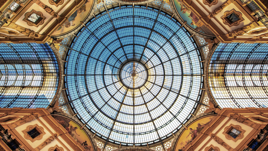 维托里奥·埃马努埃莱二世拱廊的玻璃穹顶, 米兰, 意大利 